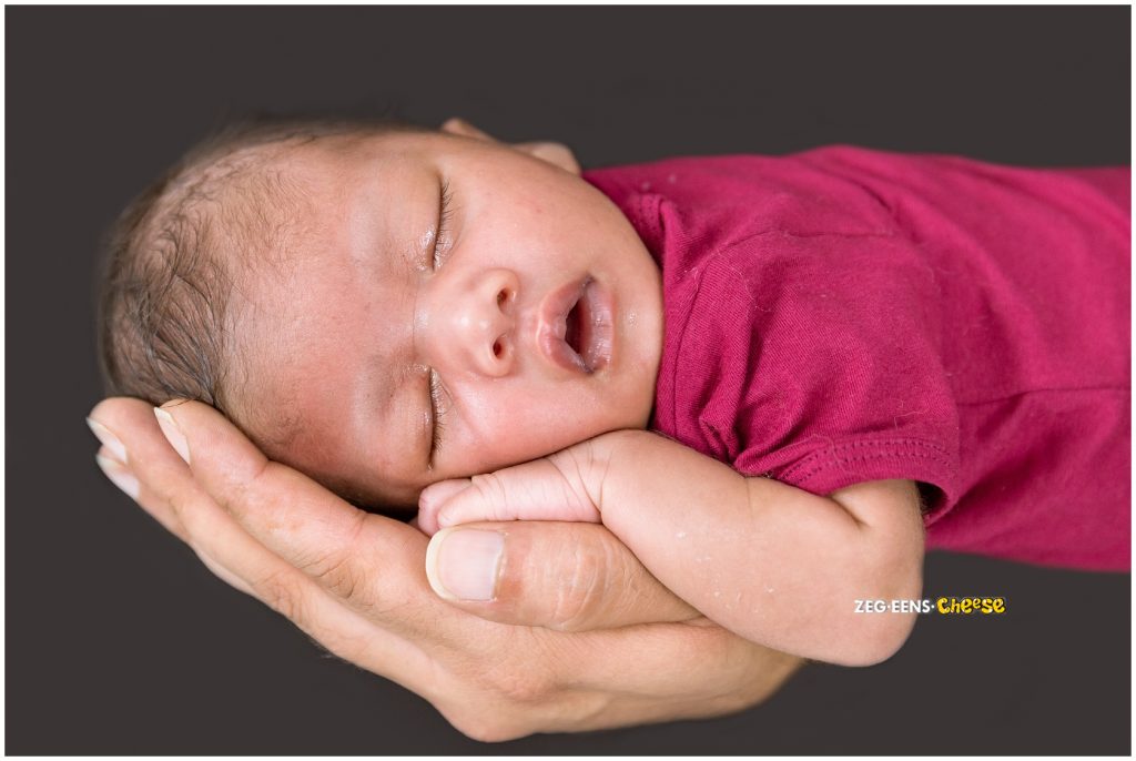 Newborn fotoshoot uitgebreid barendrecht