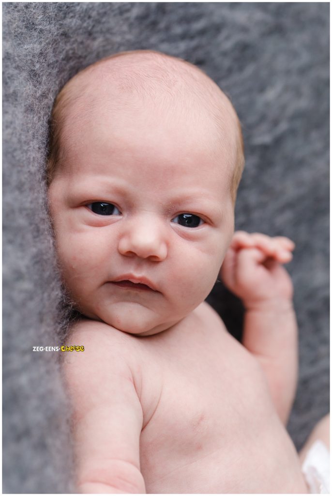 Newbornfotoshoot studio Rotterdam strand thema